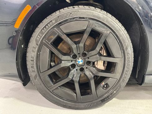 Used 2024 BMW 740i xDrive AWD/4WD image 46