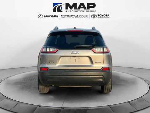 Used 2020 Jeep Cherokee Latitude Plus w/ Cold Weather Group image 4