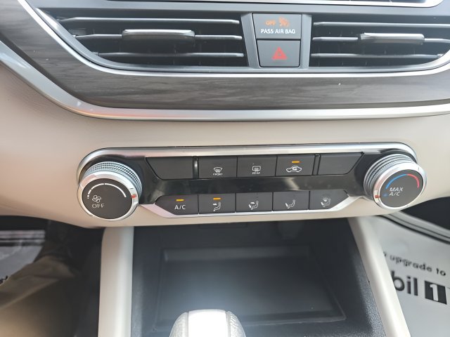 Certified 2025 Nissan Altima 2.5 SV FWD image 15