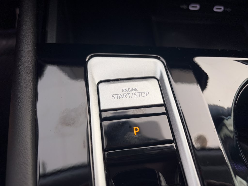 Certified 2024 Volkswagen Atlas SE FWD image 27