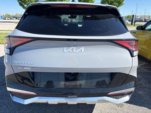 Certified 2024 Kia Sportage SX FWD image 11
