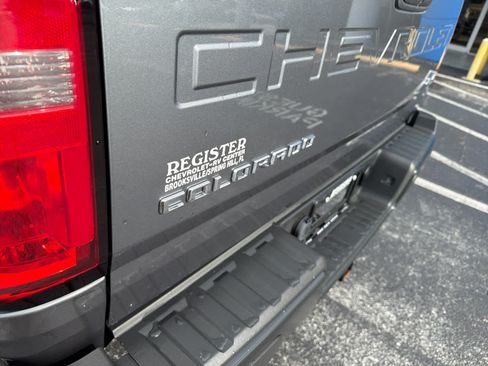 Used 2021 Chevrolet Colorado ZR2 AWD/4WD image 12
