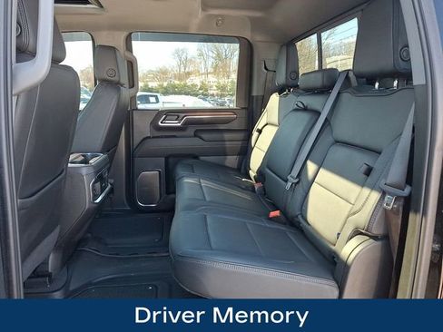 Used 2024 GMC Sierra 3500 Denali w/ Denali Reserve Package image 14