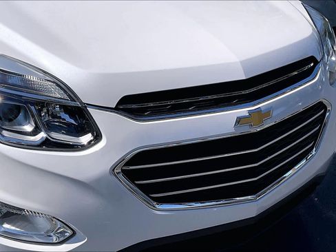 Used 2016 Chevrolet Equinox LTZ w/ Enhanced Convenience Package image 29