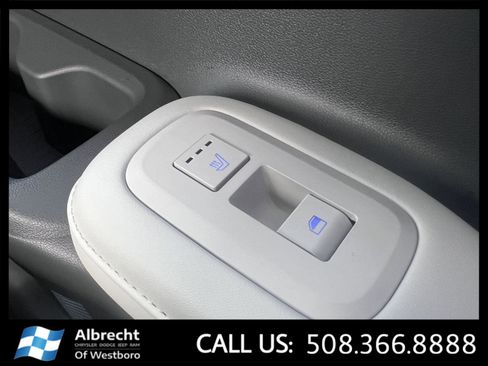 Used 2025 Hyundai Santa Fe Limited image 23