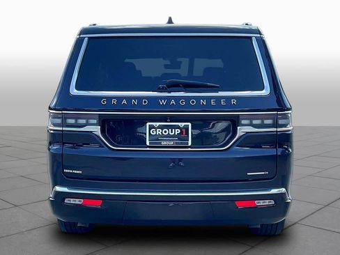 Certified 2024 Jeep Grand Wagoneer L Series III AWD/4WD image 5