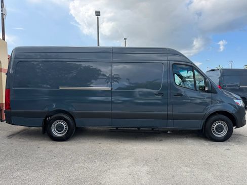 Used 2019 Mercedes-Benz Sprinter 170 image 7