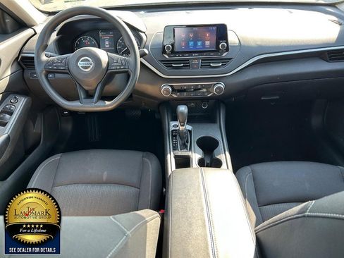 Used 2024 Nissan Altima 2.5 S image 15