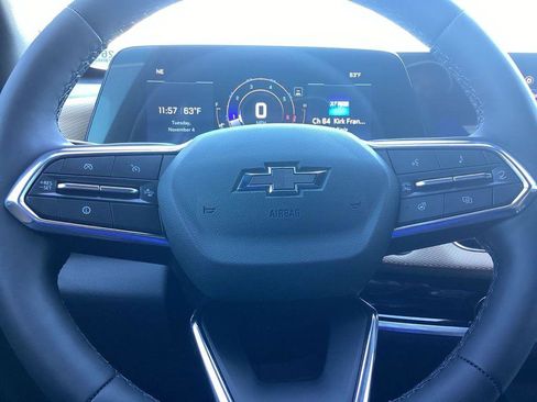 New 2026 Chevrolet Equinox ACTIV w/ Convenience Package III AWD/4WD image 10