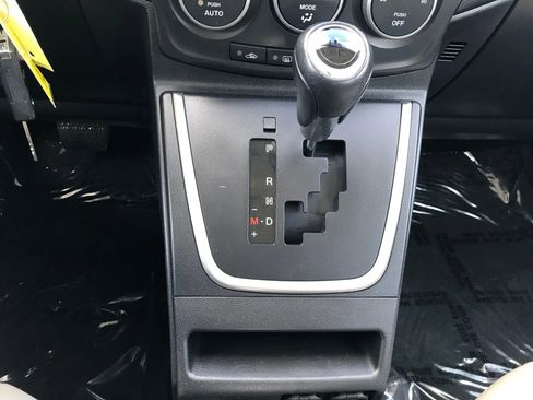 Used 2015 MAZDA MAZDA5 Grand Touring image 22