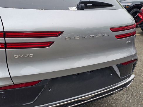 New 2026 Genesis GV70 2.5T Advanced AWD/4WD image 25