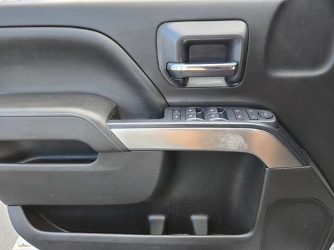 Used 2018 Chevrolet Silverado 1500 LT AWD/4WD image 36