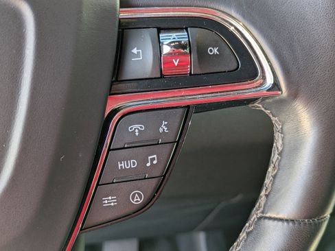 Used 2023 Lincoln Navigator Reserve image 22