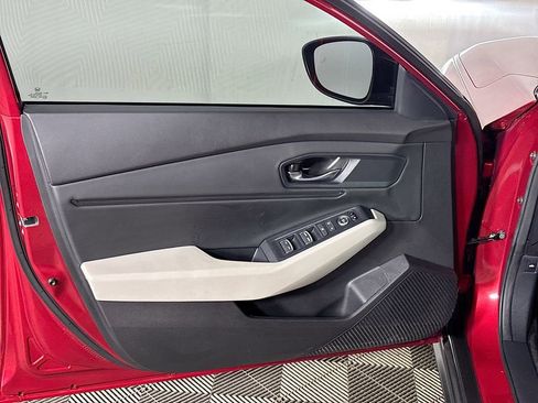 Certified 2025 Honda Accord SE image 11