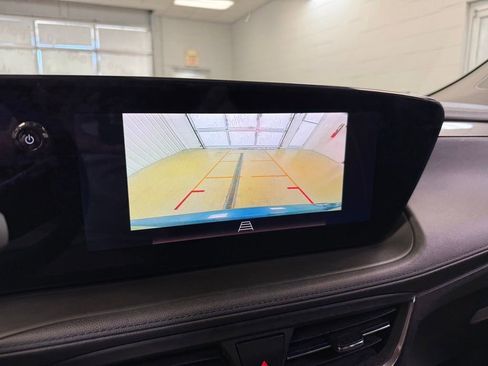 Used 2024 Buick Encore GX Avenir AWD/4WD image 16