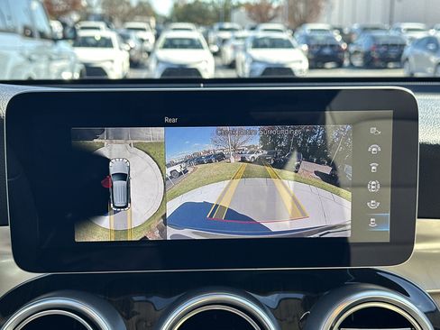 Used 2022 Mercedes-Benz GLC 300 image 25