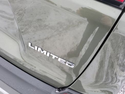 Certified 2021 Jeep Cherokee Limited w/ Elite Package image 38