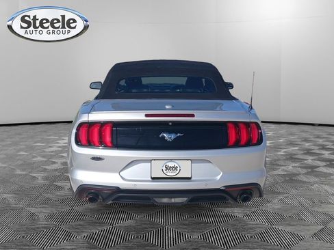 Used 2019 Ford Mustang Premium image 4