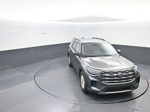 New 2026 Ford Explorer Active RWD image 25