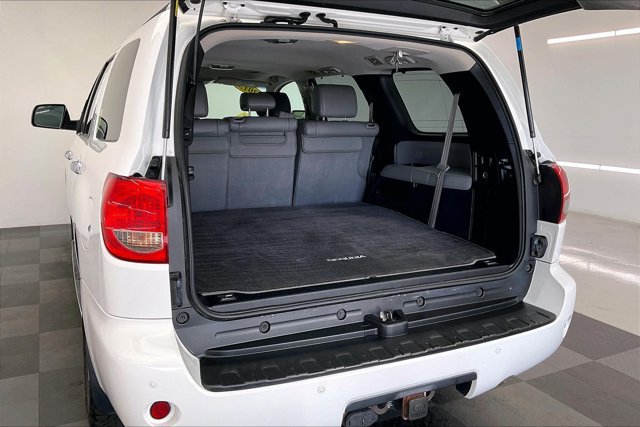 Used 2015 Toyota Sequoia Limited AWD/4WD image 28
