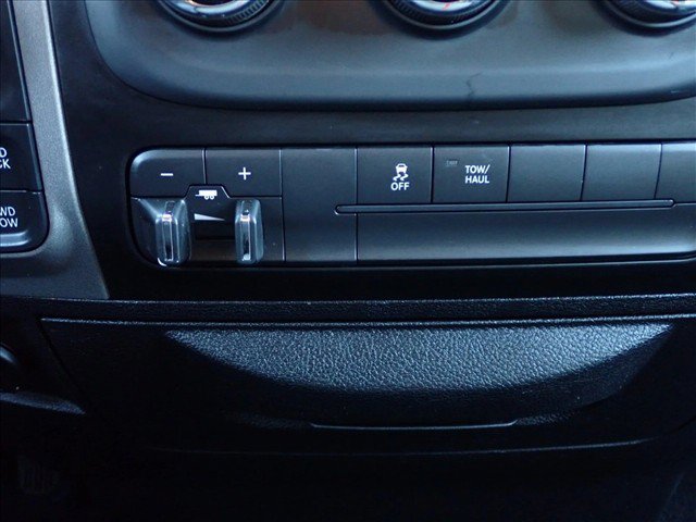 Used 2015 RAM 1500 Express AWD/4WD image 17