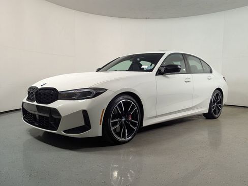 Used 2026 BMW M340i xDrive image 3