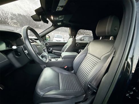 Used 2023 Land Rover Discovery S R-Dynamic image 21