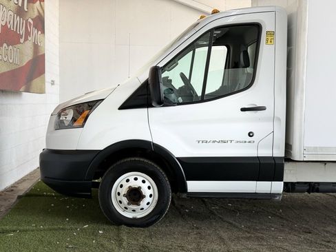 Used 2019 Ford Transit 350 156 DRW image 12