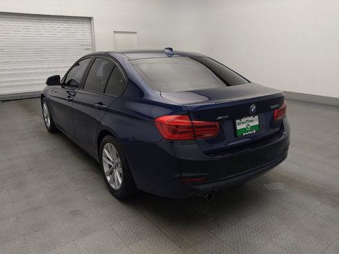 Used 2018 BMW 320i xDrive Sedan w/ Convenience Package AWD/4WD image 5
