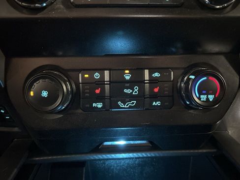 Used 2020 Ford F150 XLT w/ Equipment Group 302A Luxury image 30