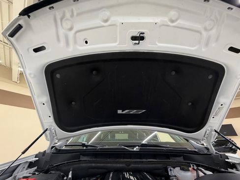 Used 2025 Cadillac Escalade V w/ LPO, ONYX Package image 67