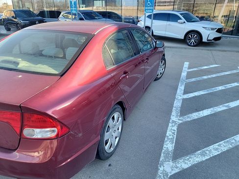 Used 2010 Honda Civic LX image 4