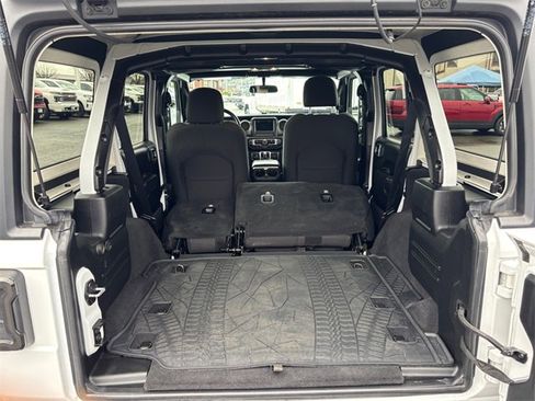 Used 2020 Jeep Wrangler Unlimited Sport S image 36
