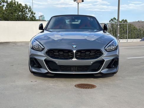 Certified 2023 BMW Z4 M40i w/ Premium Package image 6