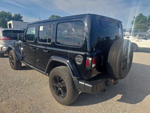 Used 2023 Jeep Wrangler Unlimited Sahara AWD/4WD image 8