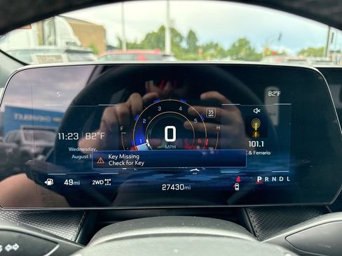 Used 2026 Chevrolet Equinox LT AWD/4WD image 49