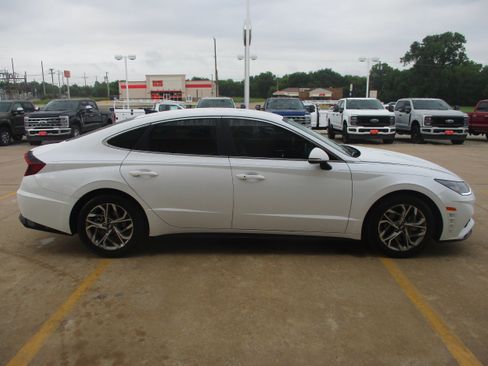 Used 2021 Hyundai Sonata SEL FWD image 11