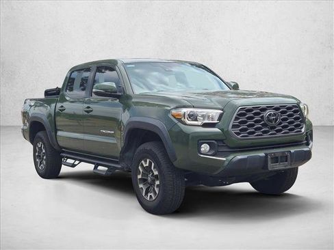 Used 2021 Toyota Tacoma TRD Off-Road AWD/4WD image 3
