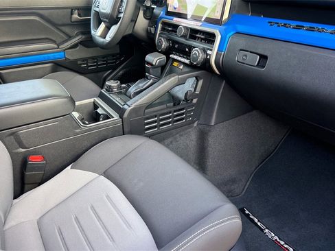 Certified 2026 Toyota Tacoma TRD Off-Road image 19