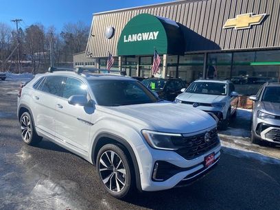 New 2026 Volkswagen Atlas Cross Sport SEL Premium R-Line