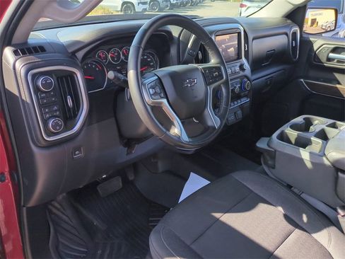 Used 2021 Chevrolet Silverado 1500 RST image 10
