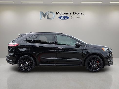 Certified 2024 Ford Edge ST-Line AWD/4WD image 6