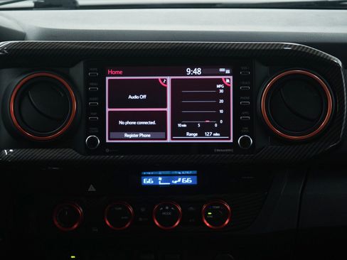 Used 2021 Toyota Tacoma SR5 w/ Trail Edition image 15