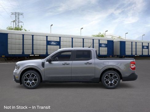 New 2026 Ford Maverick Lariat image 3