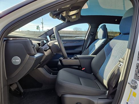 New 2026 Volvo EX30 Plus image 11