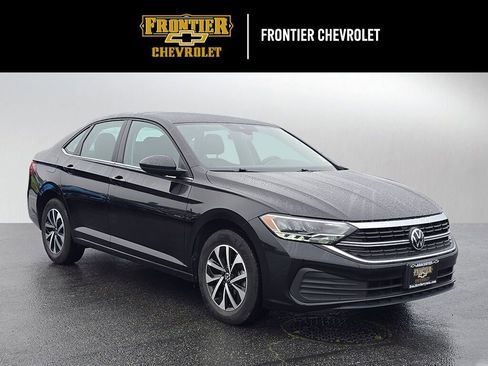 Used 2024 Volkswagen Jetta S image 1