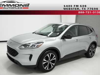 Used 2021 Ford Escape SE w/ SE Sport Appearance Package