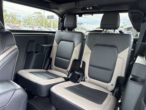 Used 2024 Ford Bronco Big Bend image 25