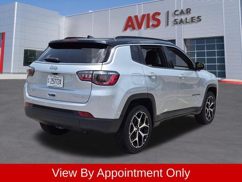 Used 2025 Jeep Compass Limited AWD/4WD image 6