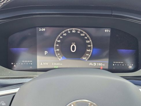 Used 2023 Volkswagen Taos SE w/ Black Wheel Package FWD image 20